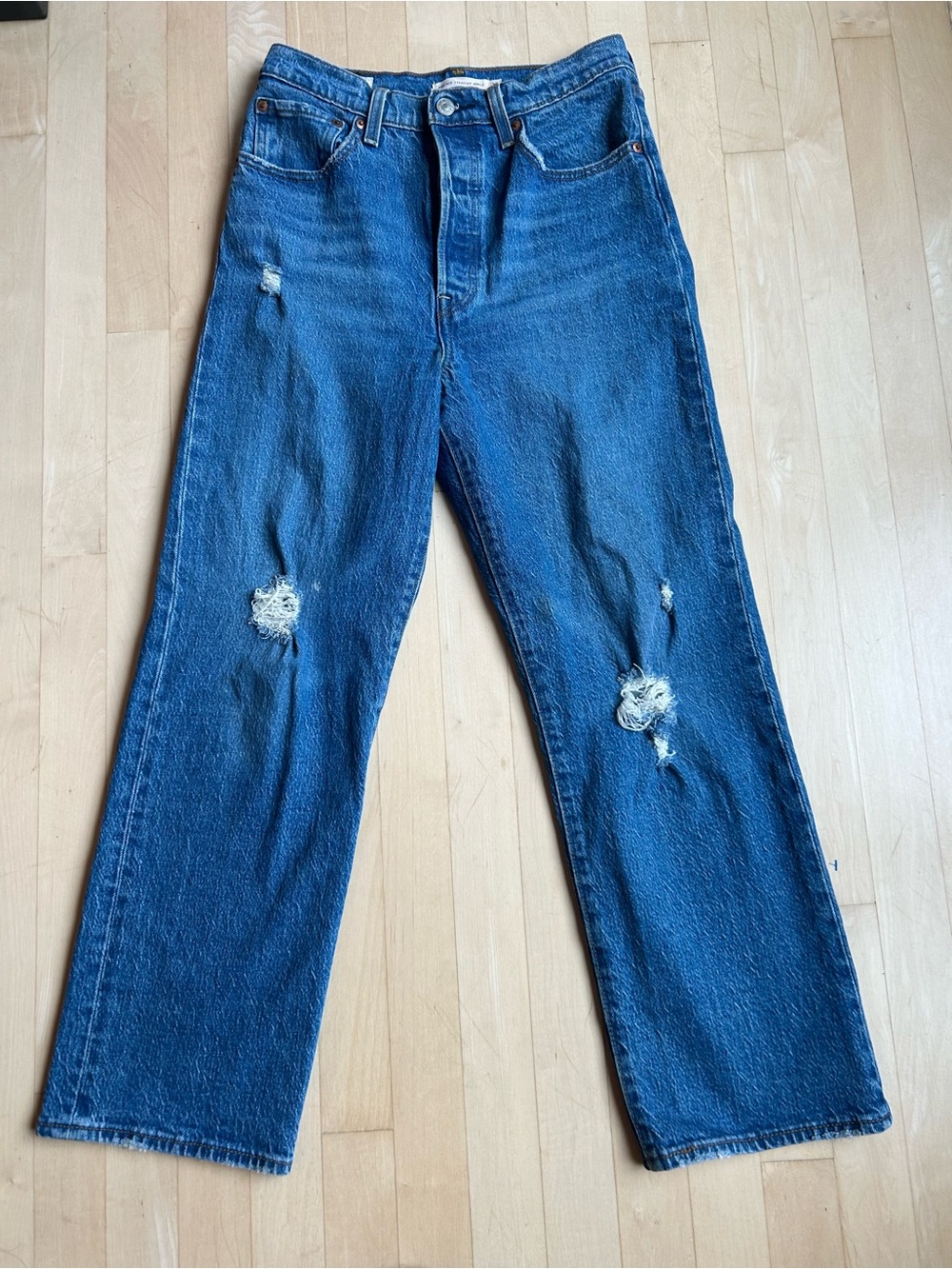 Levi's Straight Leg Jeans
